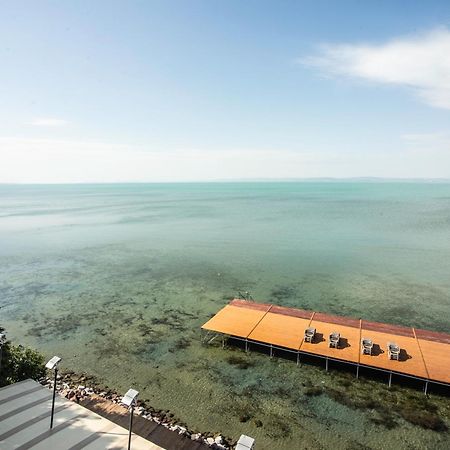 Bed and Breakfast Dalma Panzio Balatonvilágos Esterno foto